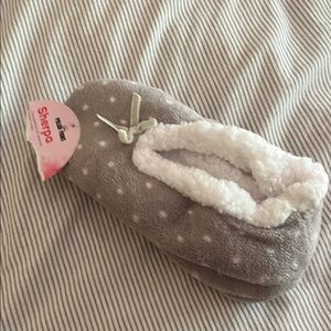 Kids' Cozy Gray Slippers